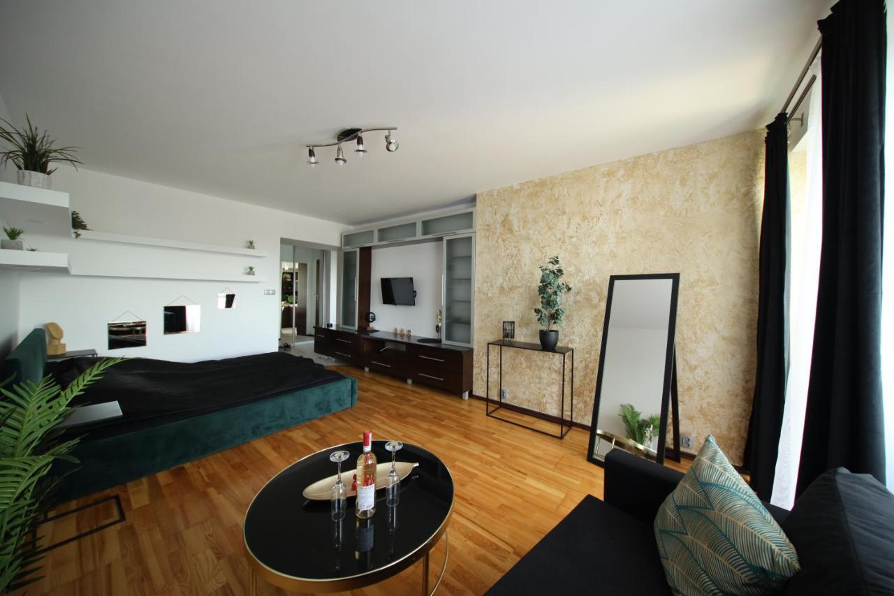 Bronco Apartments Varsovia Exterior foto